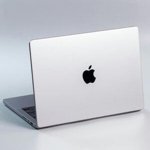 Mac Book